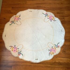 Vintage Round Flower Basket Embroidered Linen Tablecloth Table Topper